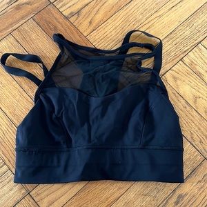 Lululemon Strappy Sports bra size 6